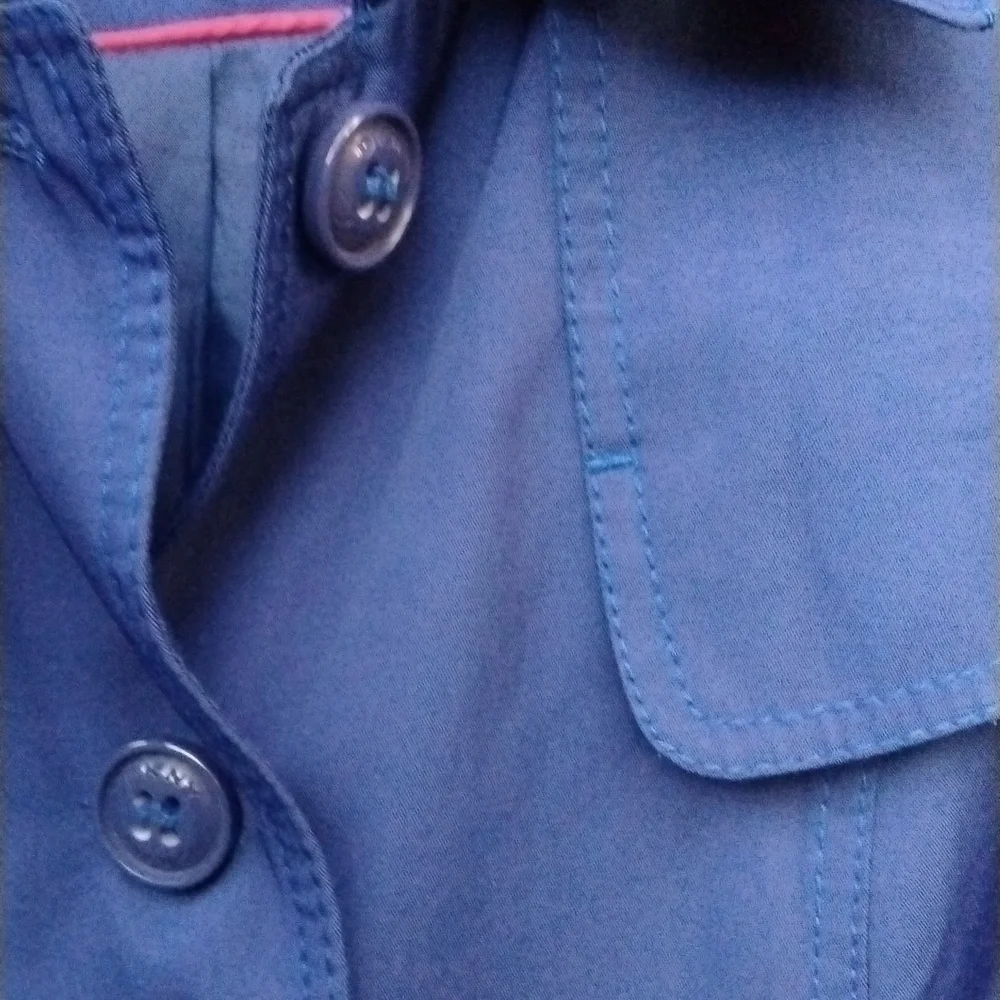 DKNY Blue Belted Raincoat Knee Length Classic Lined Outerwear Lightweight size m